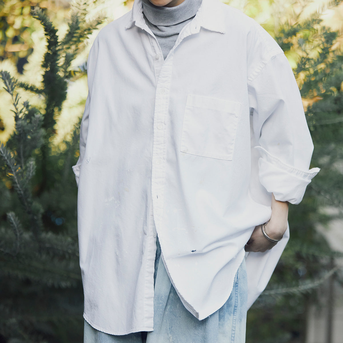 OVER-SIZED OXFORD SHIRT (WHITE) D32504 - 511