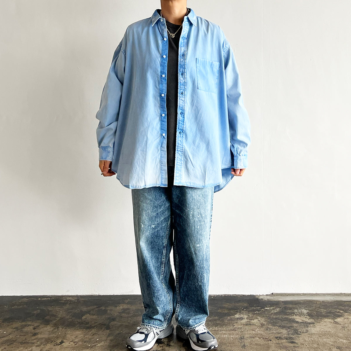 OVER-SIZED OXFORD SHIRT (BLUE) D32504 - 565
