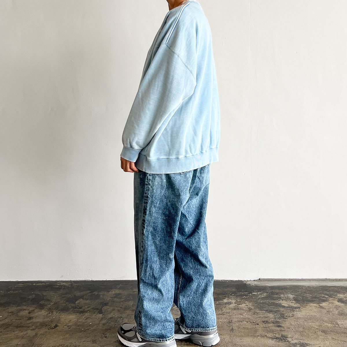 FADED SWEATSHIRT (BLUE)  D52502 - 565