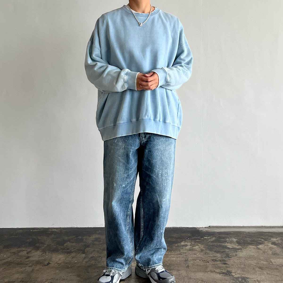 FADED SWEATSHIRT (BLUE)  D52502 - 565